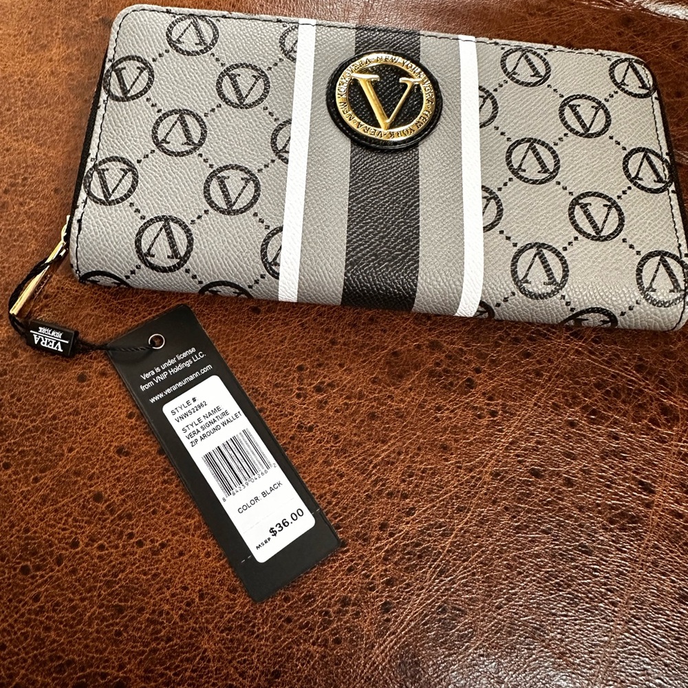 Wallet zippy Black and Gray Patterned by New York New York